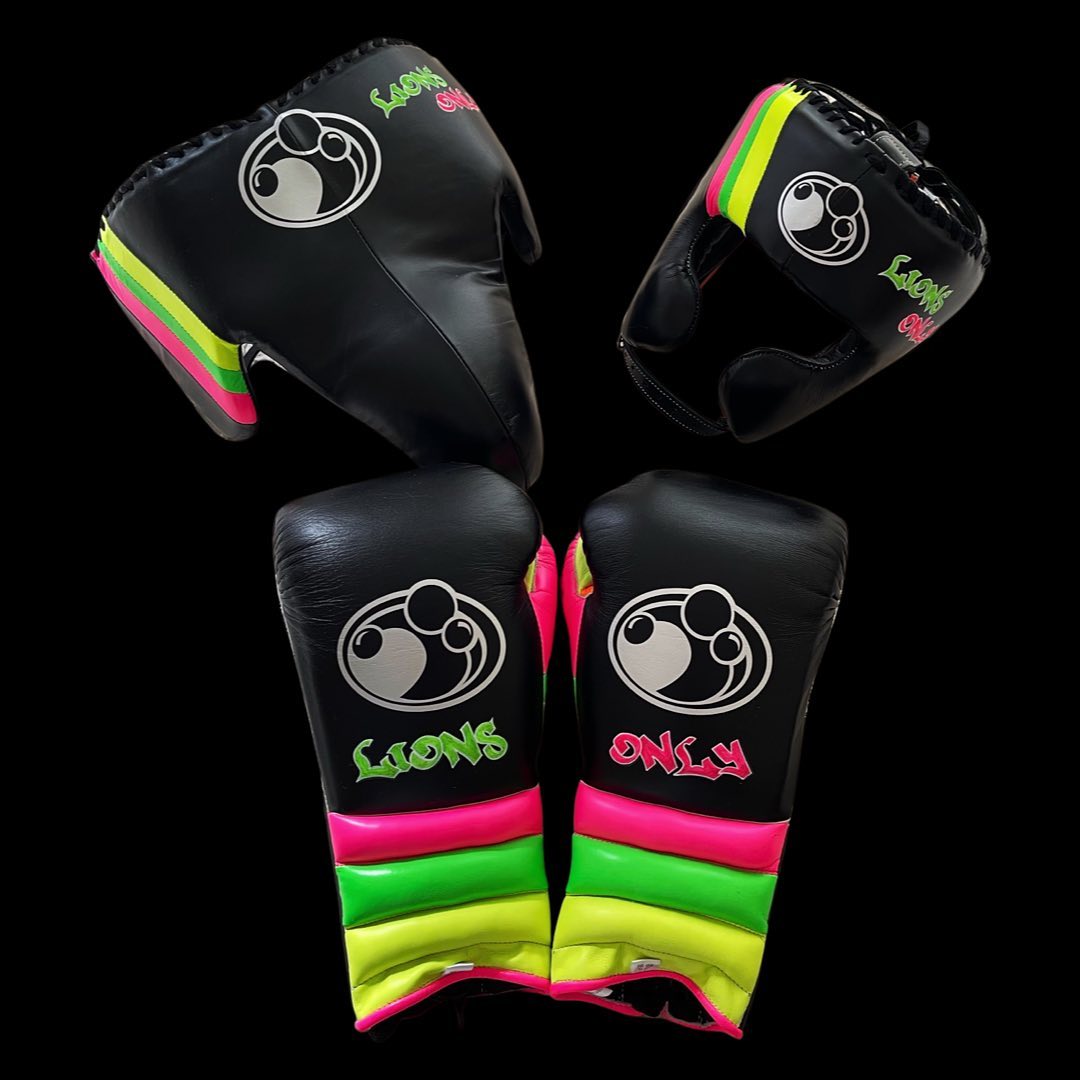 Customizable Black/Pink/Yellow/Green Grant Boxing Sets With Cheeks Head Guard and Groin Guard Protector