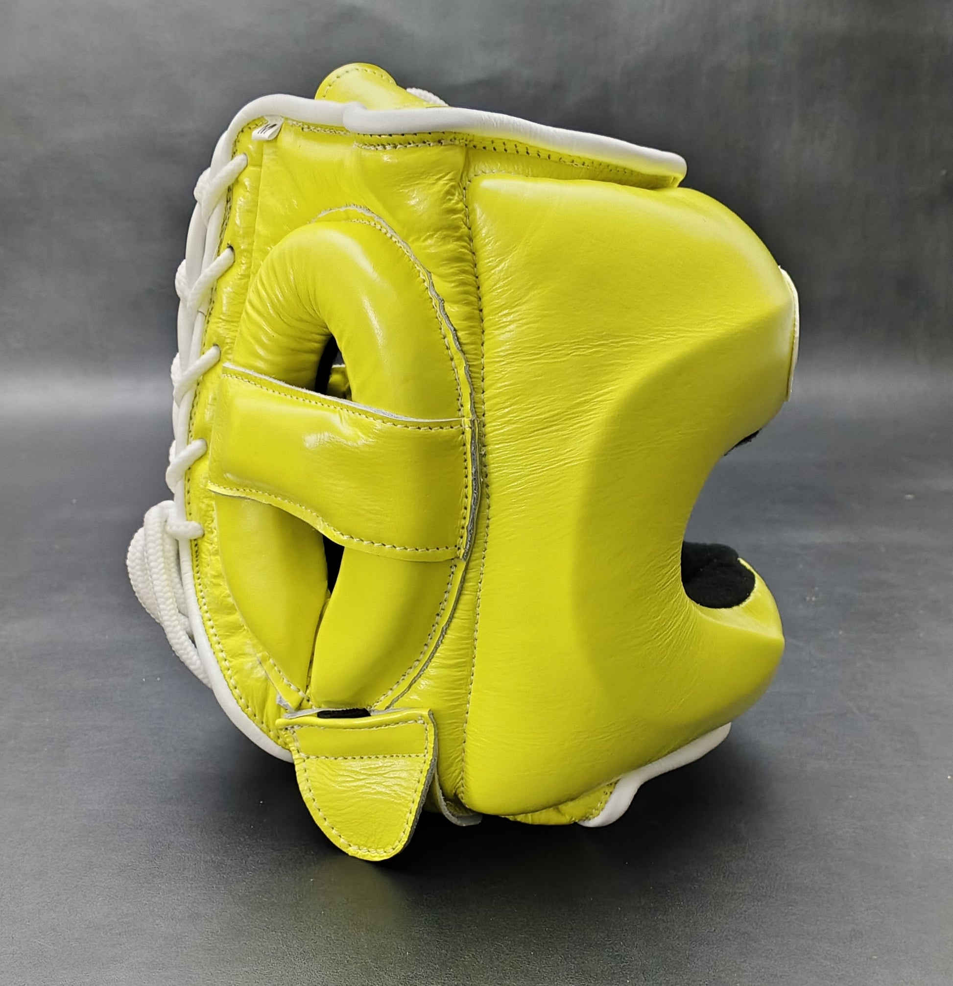 Customizable Yellow Winning Boxing Sets With Nose Bar Head Guard