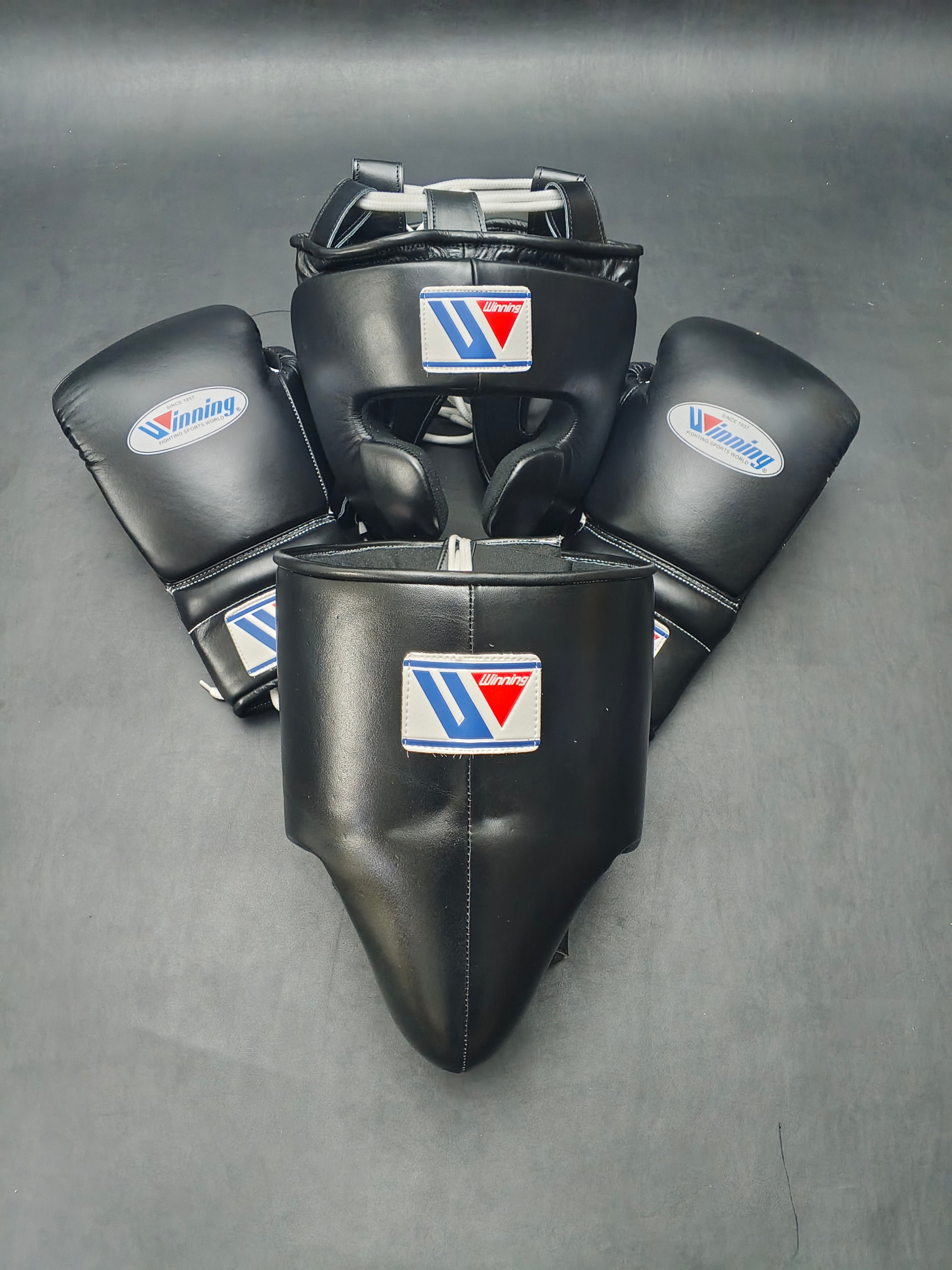 Customizable Black Winning Boxing Sets With Cheeks Head Guard