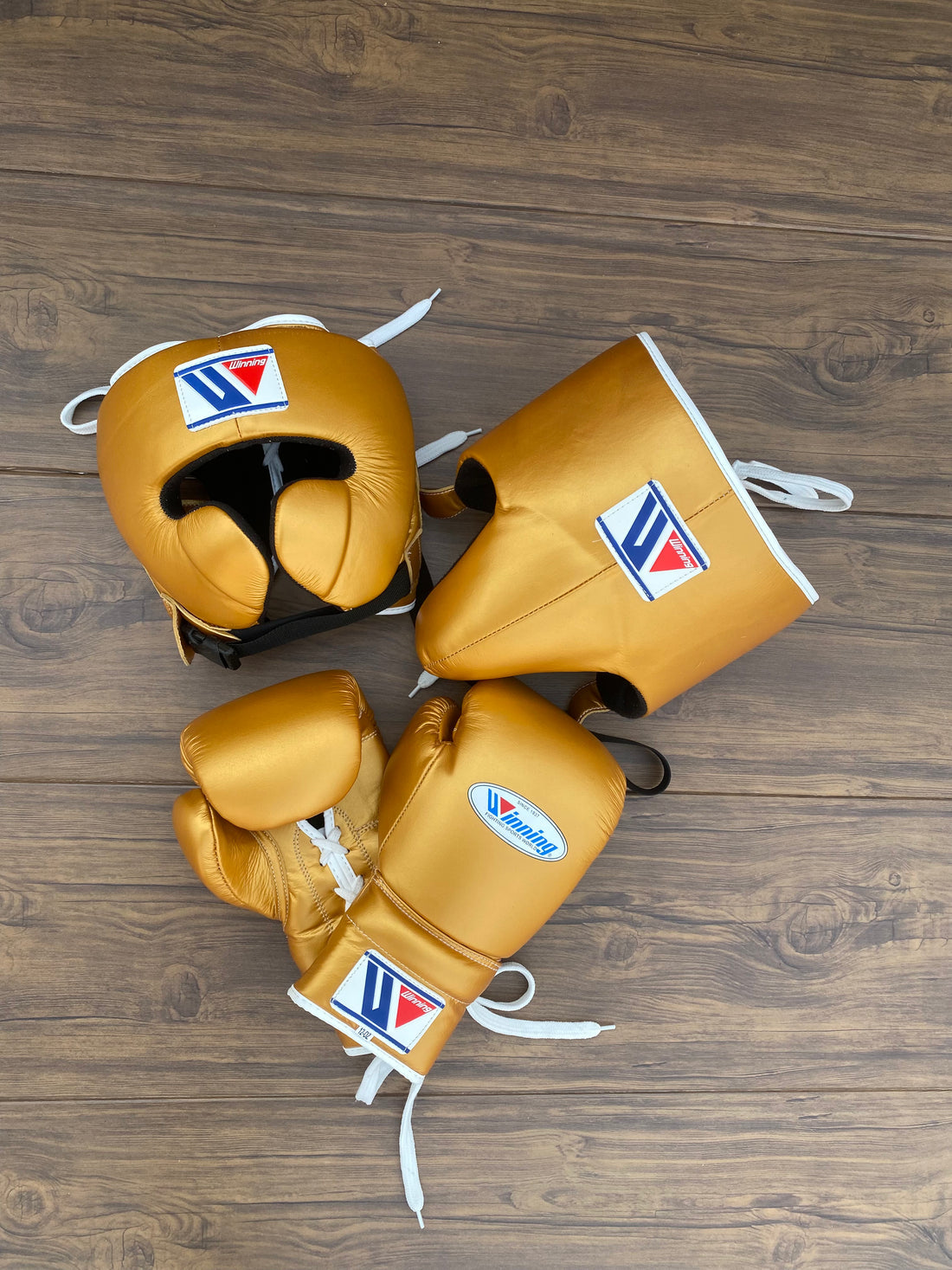 Customizable Gold Winning Boxing Sets With Cheeks Head Guard