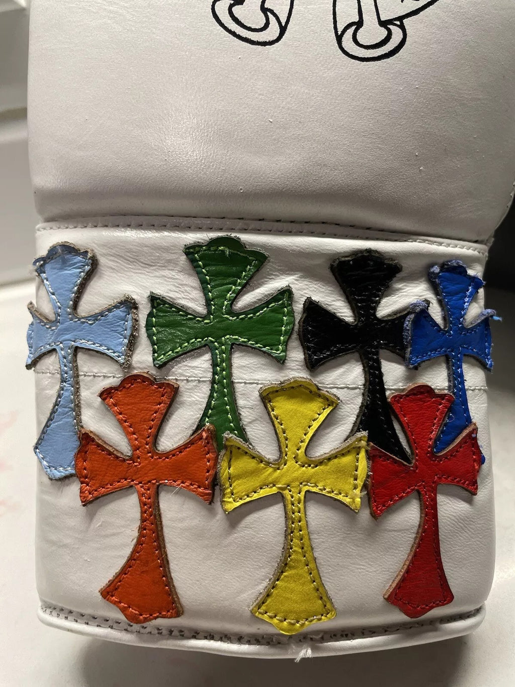 Chrome Heart Winning Boxing Gloves, Winning Velcro Boxing Gloves, Winning Lace up Boxing Gloves, Christmas Gift for Men's and Women's, Thanksgiving Gifts for Him and Her- White / Black