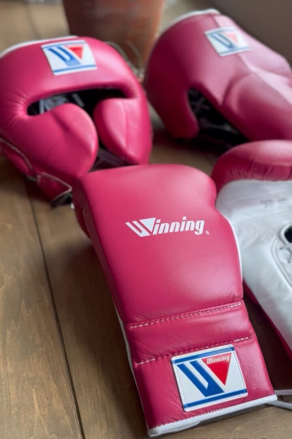 Customizable Pink and White Winning Boxing Sets With Cheeks Head Guard