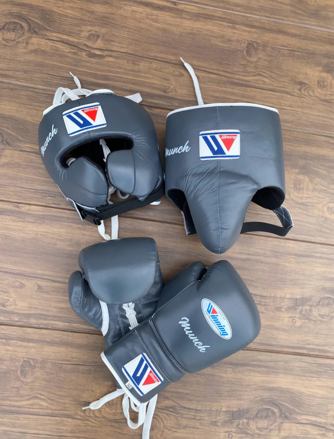 Customizable Gray Winning Boxing Sets With Cheeks Head Guard